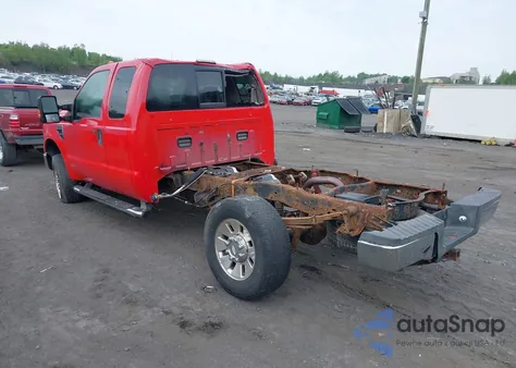 2008 Ford F250 Super Duty из США, поврежденный, VIN 1FTSX21548EB81676